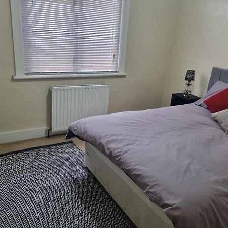 Private Rooms In Croydon London Thornton Heath Exterior foto